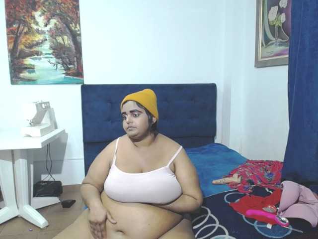 Zdjęcia SusanaEshwar #bigboobs #hairy #cum #smoke #pregnant 1000 tips