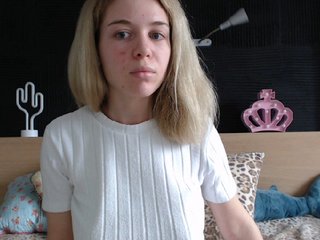 Zdjęcia Sexxxyloves ❤Make me happy guyys❤i want to play with you! need your love, guys #fountainsquirt help me cum? Make e TOP *1 1985