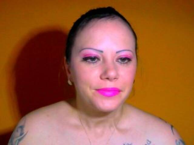 Zrzuty ekranu transmisji sweetalicee