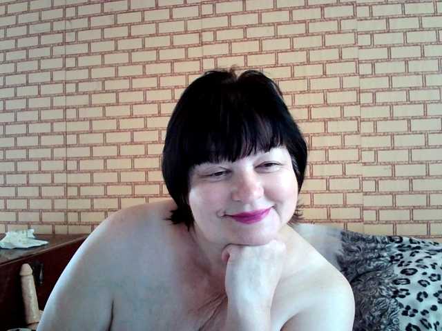 Zdjęcia Sweetbaby001 Hi) Come in) It's fun and interesting here)Looking camera 50 ***250 tokens or privat.