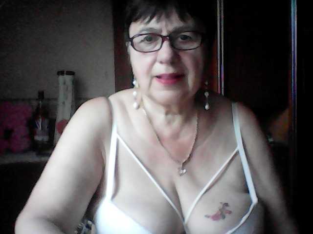 Zdjęcia SweetCherry00 no tip no wishes, 30 current I will show the figure, subscription 10, if you want more send in private) camera 50 token