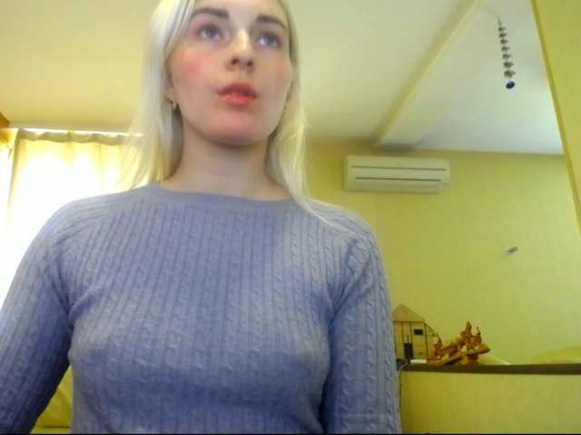 Zdjęcia SweetGia like 11 / ass 50 / chest 80 / feet 20 / control toys 199 10 min/more pvt c2c 25/33 ultra 33 sec/blowjob 60/snap355/ AHEGAO FACE 13/ naked 350/oil bobs 111/ice in panties: 110