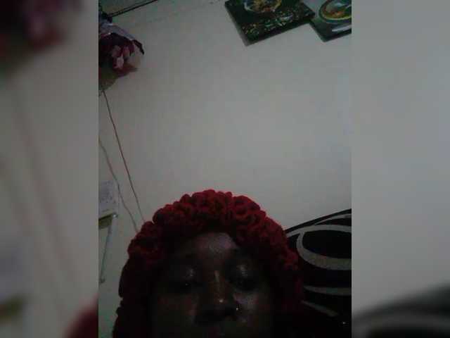 Zrzuty ekranu transmisji Sweetlittleprincessa