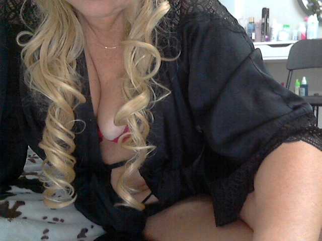 Zrzuty ekranu transmisji sweetmodel123