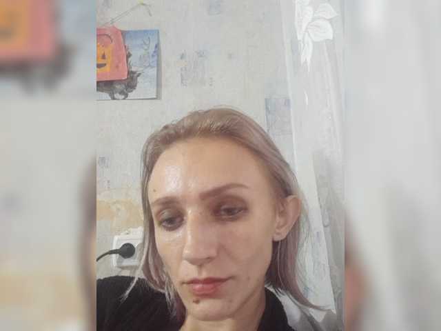 Zdjęcia Sweetnsexy @remain to cum in face