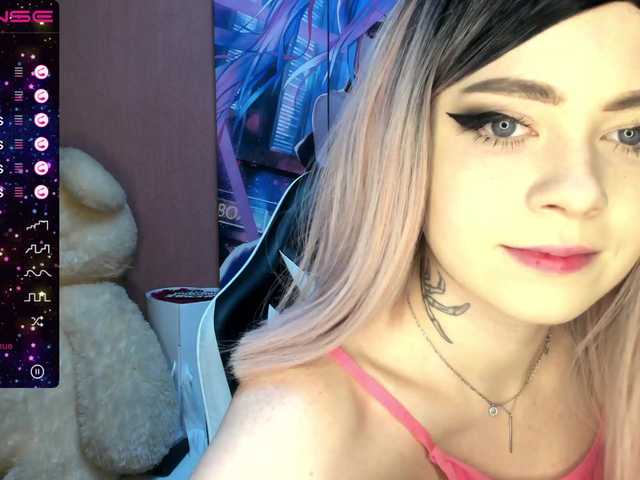 Zdjęcia Swetty_Pie Hi) Let's play. Prices in the price list for free chat. For more call in private. Show through @remain