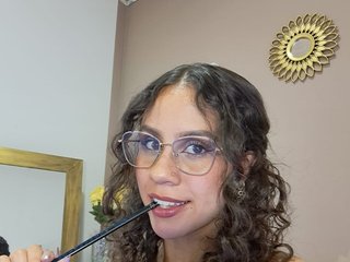 Erotyczny czat wideo SylvannaMorelli