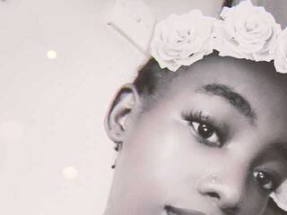 Erotyczny czat wideo Tanasha