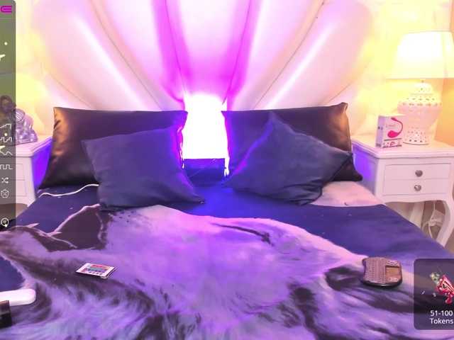 Zrzuty ekranu transmisji TaniaLopez1