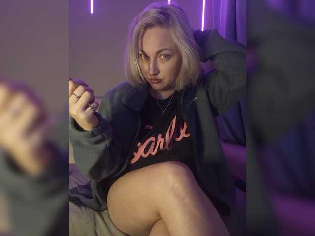 Zdjęcia Tanysha-1 Solo blowjob