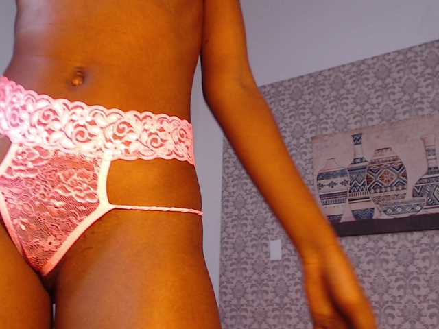 Zrzuty ekranu transmisji TashaJohnson