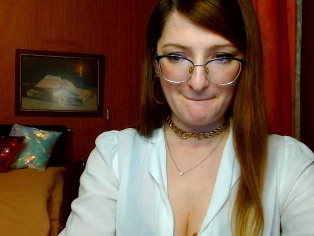 Zdjęcia tastyAriel Sweet and yet dang naughty ;) #innocentface #sweet #petite #glasses #fetish #natural #domina #teaser #cfmn #joi #cei #cbt #sph