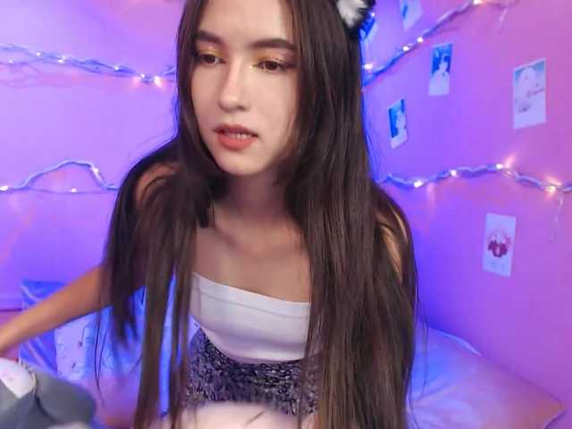 Zdjęcia TeaRose12 Heyya, would love to made this day perfect to you. My name is Lilou, 18 years old, mixed with chinese.