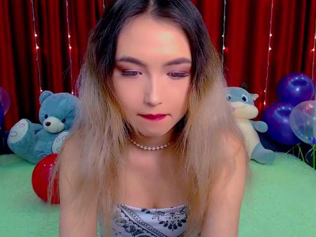 Zdjęcia TeaRose12 Heyy everyone! I`m inviting you all to my birthday party today٩(◕‿◕｡)۶ it would be fuun! #asian #new #mistress #joi #cei #cute