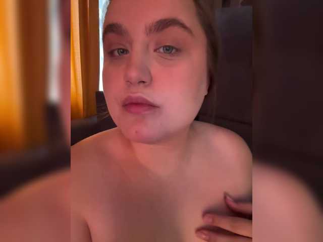 Zrzuty ekranu transmisji TeddyGirl