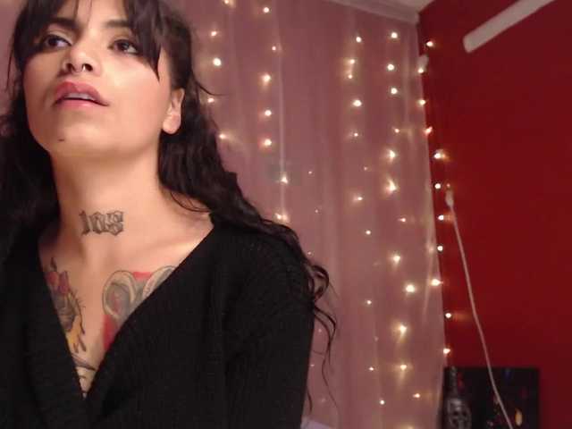 Zdjęcia terezza1 hey welcome to my room!!#latina#teen#tattos#pretty#sexy naked!!! finguer in pussy cum