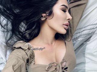 Erotyczny czat wideo TheLittleGina