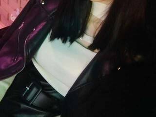 Erotyczny czat wideo ThelmaHettie