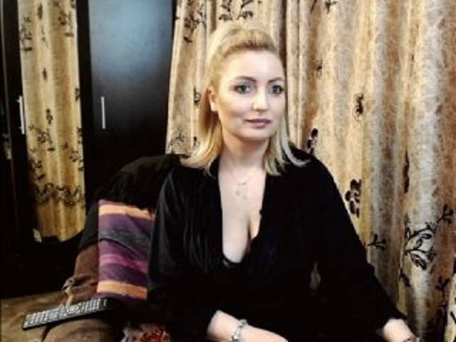 Zrzuty ekranu transmisji ThePrettyFace