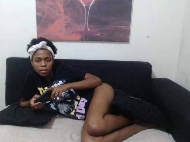 Zrzuty ekranu transmisji ThickAss1999