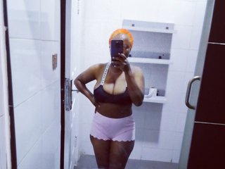Erotyczny czat wideo Thickerboobs-xx