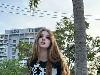 Erotyczny czat wideo ThreeHannahhh