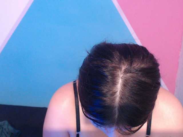 Zrzuty ekranu transmisji tifanydaniel