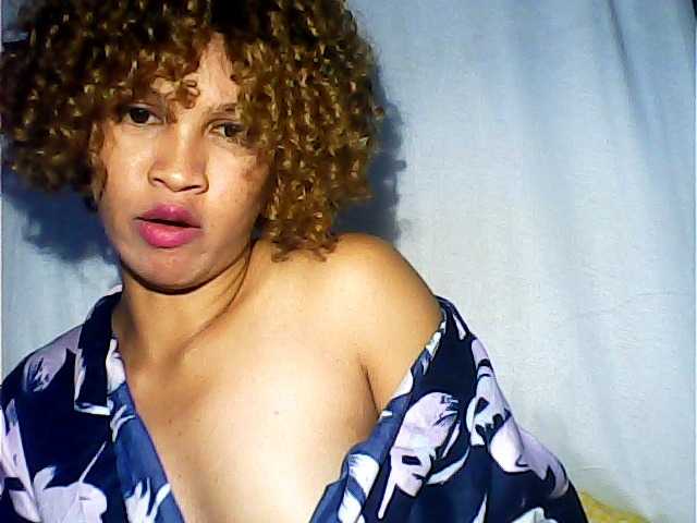 Zdjęcia TIFFANIW 10 boobs15 ass20 pussy30 naked60 fuck ass35 for see your cam