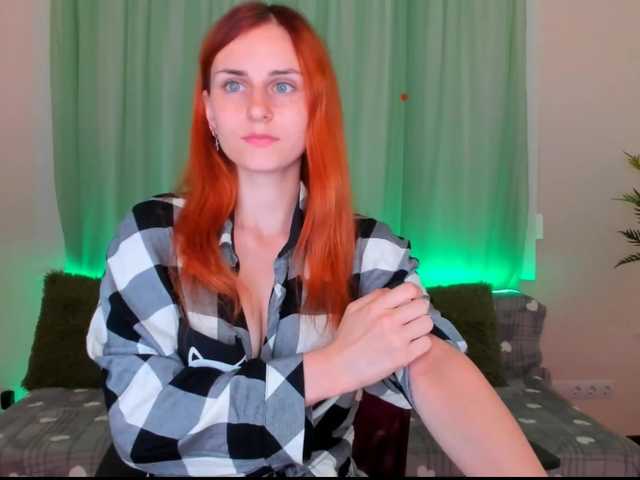 Zrzuty ekranu transmisji TinaCutie