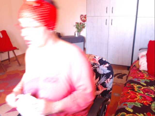 Zrzuty ekranu transmisji Tinakiss