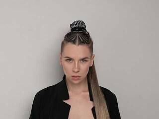 Erotyczny czat wideo TinaLizz