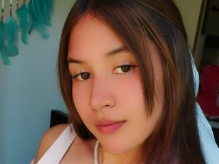 Erotyczny czat wideo tinibunny