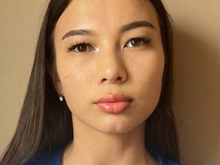 Erotyczny czat wideo TinyAlove