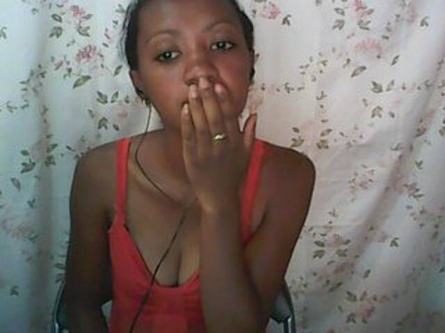 Zrzuty ekranu transmisji tinychloe