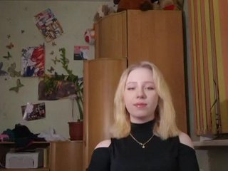 Erotyczny czat wideo TinySofia