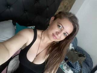 Erotyczny czat wideo titsparadise