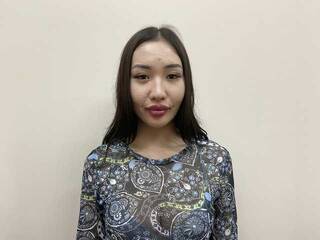 Erotyczny czat wideo TomikoMilo