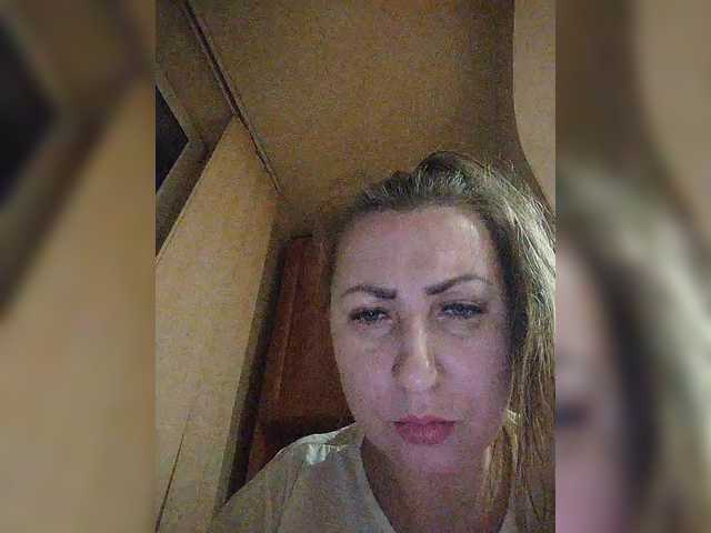 Zrzuty ekranu transmisji TopNewBlonda