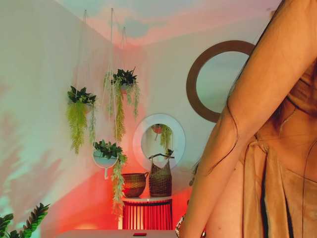 Zdjęcia ToriSantos Lets live together all the natural pleasures, today i dont have limits to please you ♥ Goal: full naked + fingering @remain tkns ♥