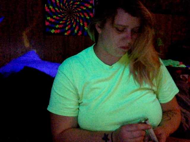 Zdjęcia Trashley420 RATE MY TITS! 1-10. plus u gotta tip me for every rate I get