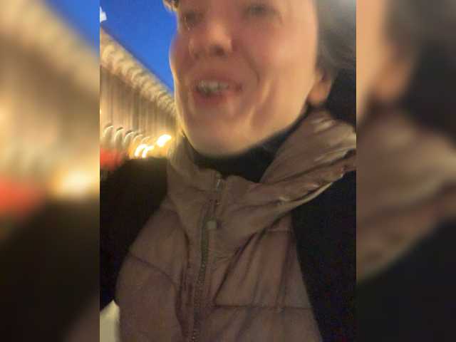 Zrzuty ekranu transmisji TreshGirls