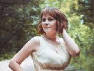 Erotyczny czat wideo triadakiss