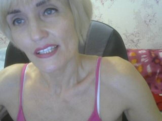 Zrzuty ekranu transmisji Irusechka