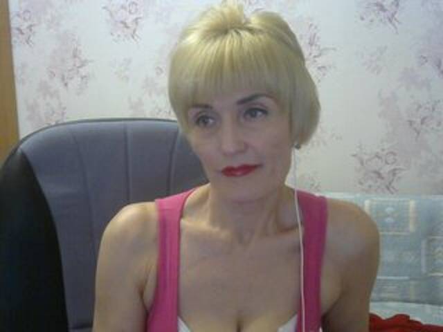 Zrzuty ekranu transmisji Irusechka