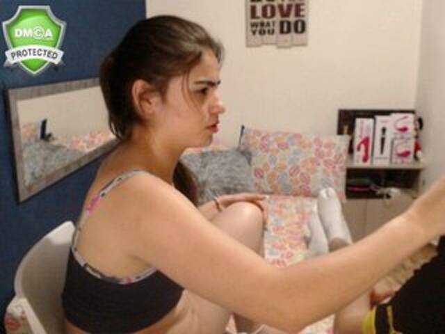 Zrzuty ekranu transmisji two-wolves