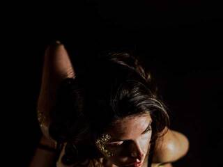 Erotyczny czat wideo uniquebrunett