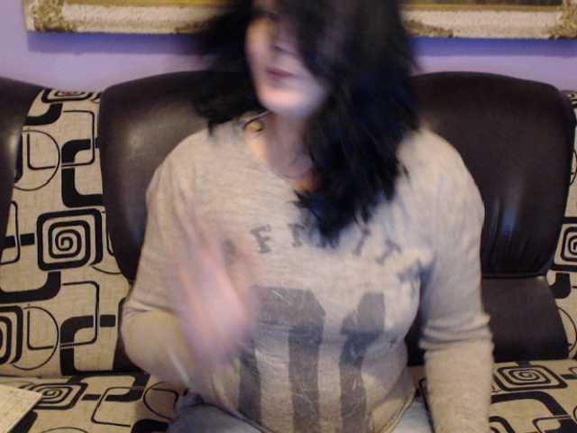 Zdjęcia valentina4sex naked 200 tip gooo "crazy squirt 1000 tipp I don't have panties tip outside I can't scream