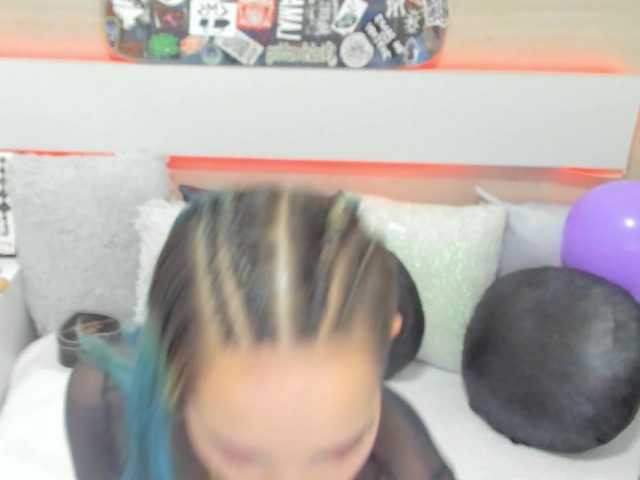 Zdjęcia valerik-cano hey guys im new here squirt at goal @remain @total