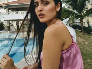 Erotyczny czat wideo Valery-Cherry