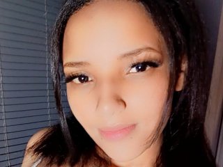 Erotyczny czat wideo Valery-Rose888